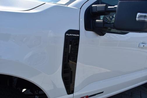 2025 Ford F-250 Platinum