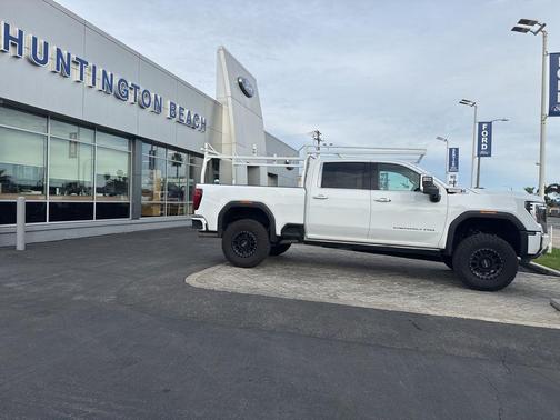 2024 GMC Sierra 2500 Denali