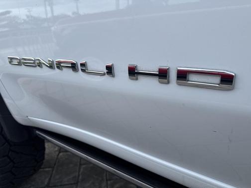 2024 GMC Sierra 2500 Denali