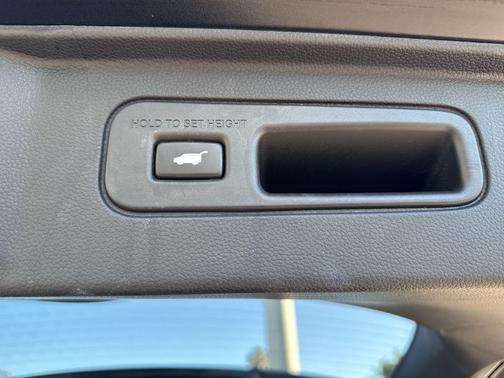 2023 Honda Pilot AWD Elite