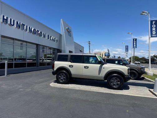 DESERT SAND 2025 Ford Bronco Big Bend