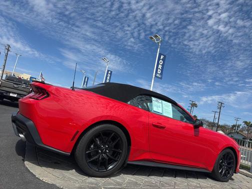 2025 Ford Mustang EcoBoost Premium