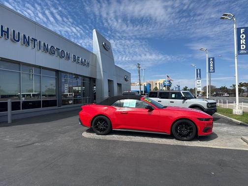 2025 Ford Mustang EcoBoost Premium