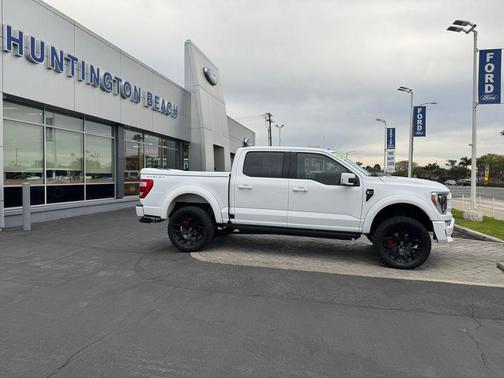 OXFORD WHITE 2023 Ford F-150 Lariat