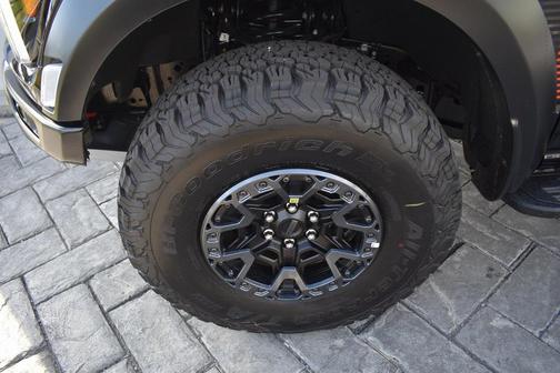 2025 Ford F-150 Raptor R