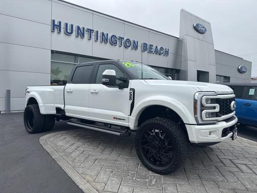 2026 Ford F-450 Lariat