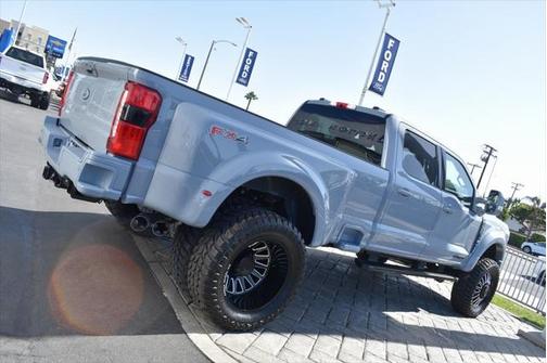 2025 Ford F-450 Lariat