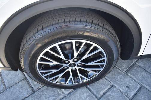 2025 Ford Escape PHEV SE