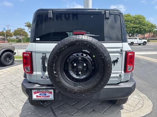 AVALANCHE GRAY 2026 Ford Bronco Big Bend