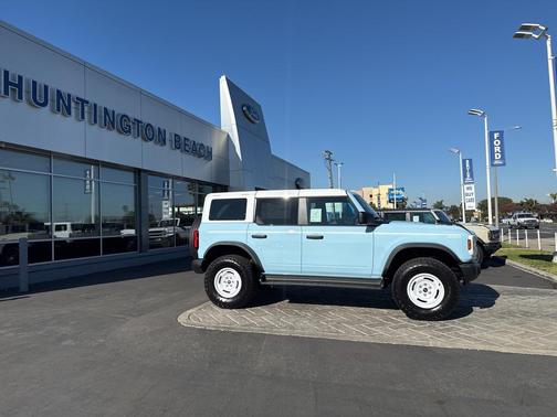 2025 Ford Bronco Heritage Edition
