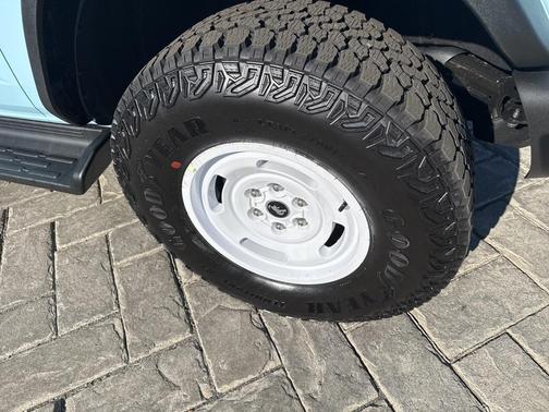 2025 Ford Bronco Heritage Edition