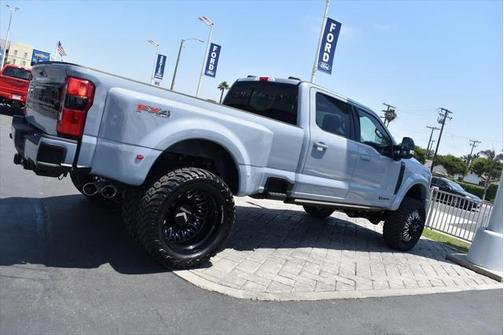 2025 Ford F-450 Platinum