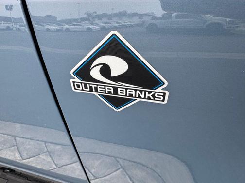 AZURE GRAY MET TRI-COAT 2025 Ford Bronco Outer Banks