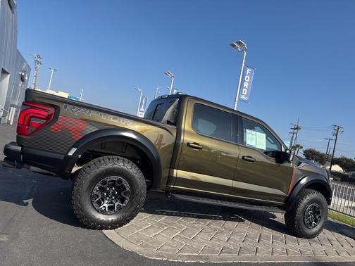 2025 Ford F-150 Raptor R