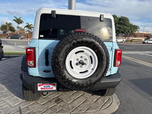 2025 Ford Bronco Heritage Edition