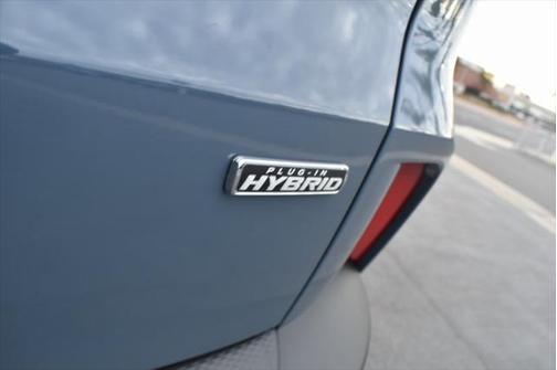 2025 Ford Escape PHEV SE