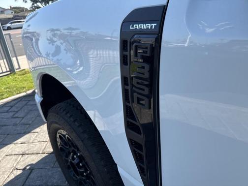 2026 Ford F-350 Lariat