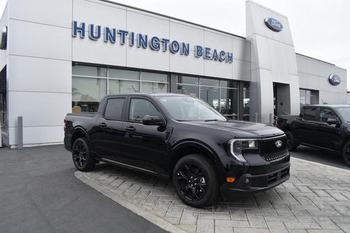 2025 Ford Maverick Lobo Standard