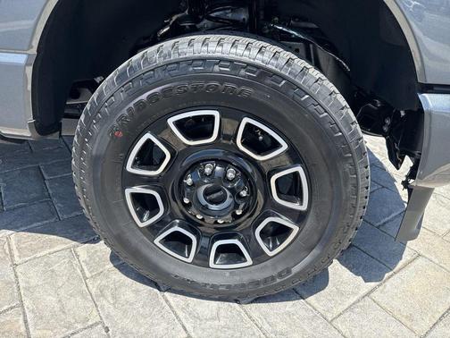 Carbonized Gray Metallic 2026 Ford F-250 Platinum