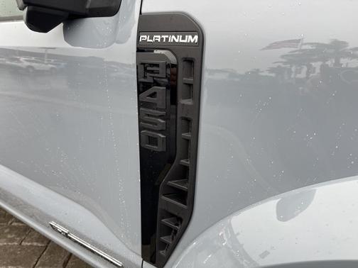 2026 Ford F-450 Platinum