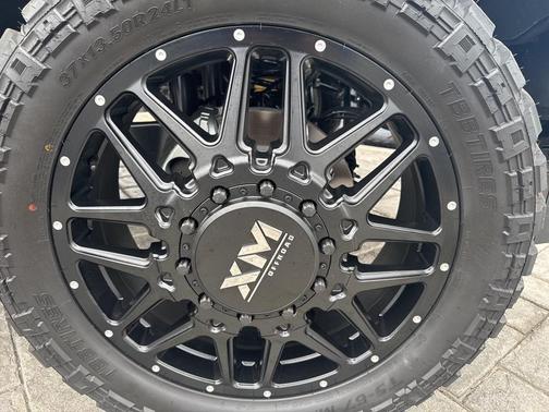 2026 Ford F-450 Platinum