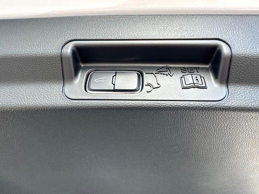 Space White Metallic 2026 Ford Explorer Active