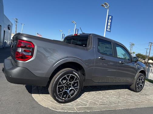 2025 Ford Maverick Lariat