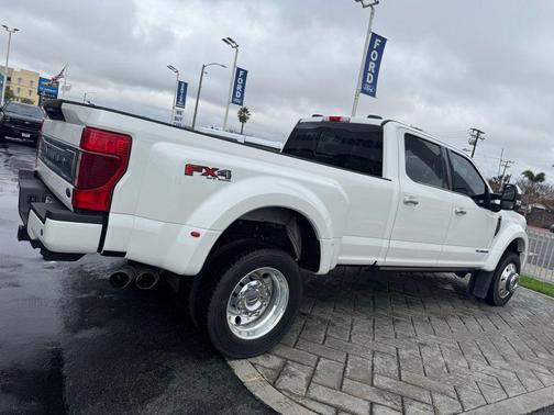2022 Ford F-450 Limited
