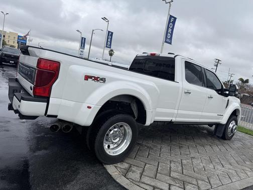 2022 Ford F-450 Limited