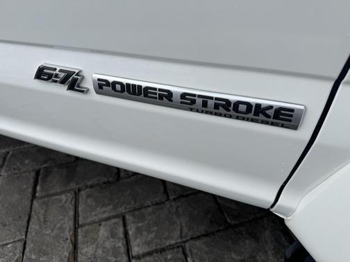 2022 Ford F-450 Limited