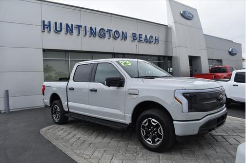 2023 Ford F-150 Lightning XLT