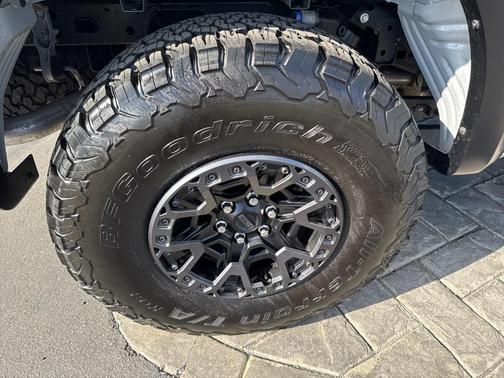 2025 Ford F-150 Raptor R