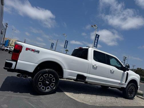 STAR WHITE 2026 Ford F-350 Platinum