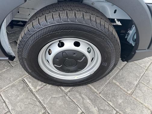 2025 Ford Transit-150 Base