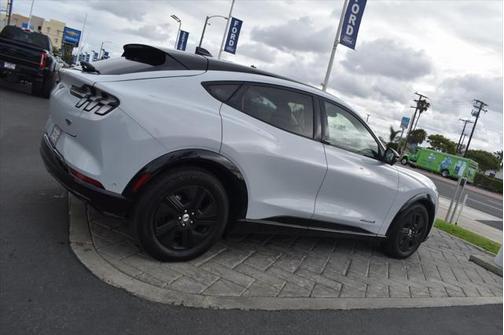 2023 Ford Mustang Mach-E California Route 1