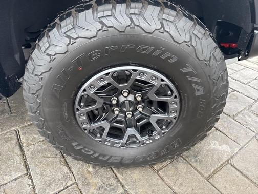 2025 Ford F-150 Raptor R