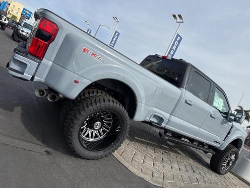 2025 Ford F-450 Lariat
