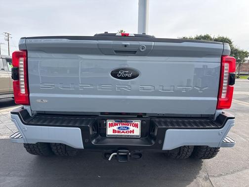 2025 Ford F-450 Lariat