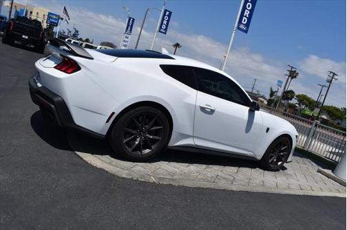 2024 Ford Mustang Dark Horse Fastback