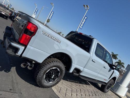2026 Ford F-250 Platinum