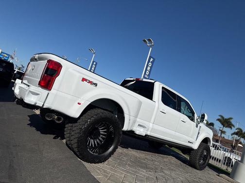 2026 Ford F-450 Lariat