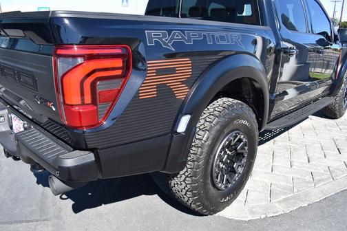 2025 Ford F-150 Raptor R