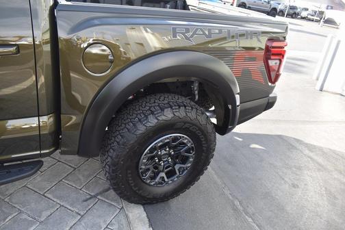 2025 Ford F-150 Raptor R