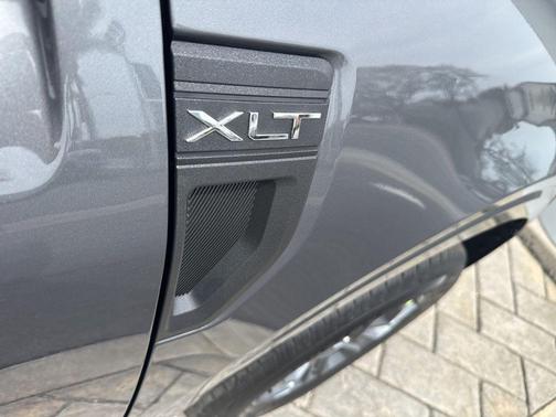Carbonized Gray Metallic 2026 Ford Maverick XLT