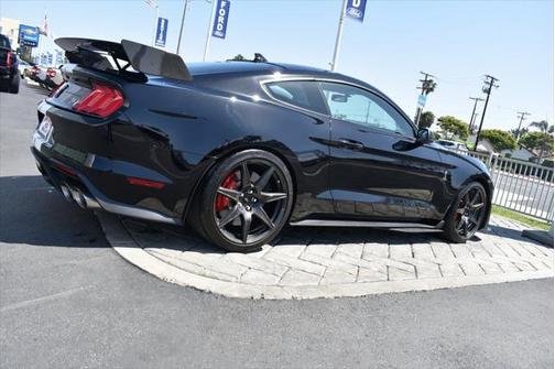 2020 Ford Shelby GT500 Base