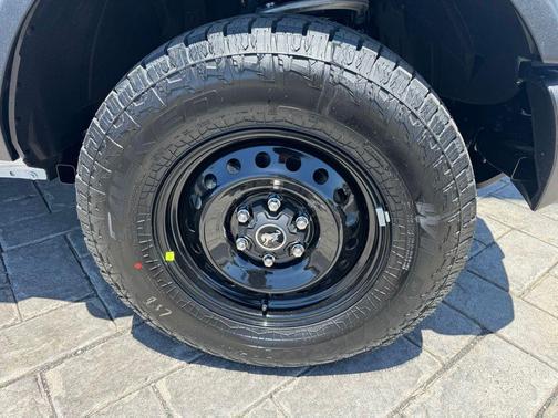 AVALANCHE GRAY 2026 Ford Bronco Big Bend