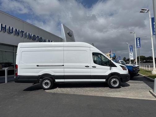 2025 Ford Transit-350 Base