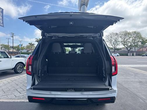 SPACE SILVER METALLIC 2026 Ford Expedition Platinum