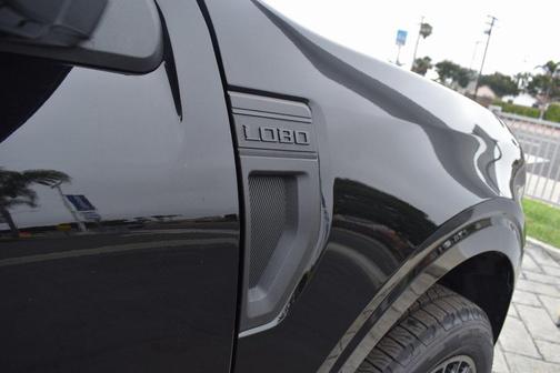 2025 Ford Maverick Lobo Standard