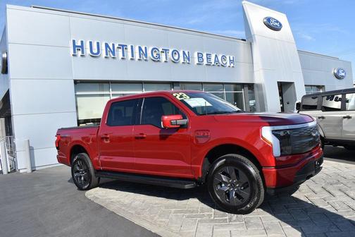 2023 Ford F-150 Lightning LARIAT